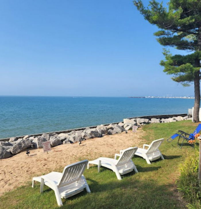 Tawas Inn & Resort - Web Listing